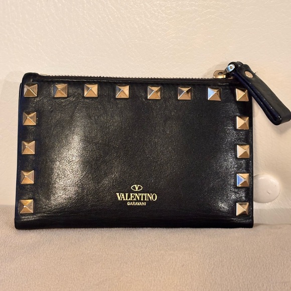 Valentino Garavani Handbags - Valentino Garavani Black Studded Textured Leather Compact / Zippy Wallet EUC